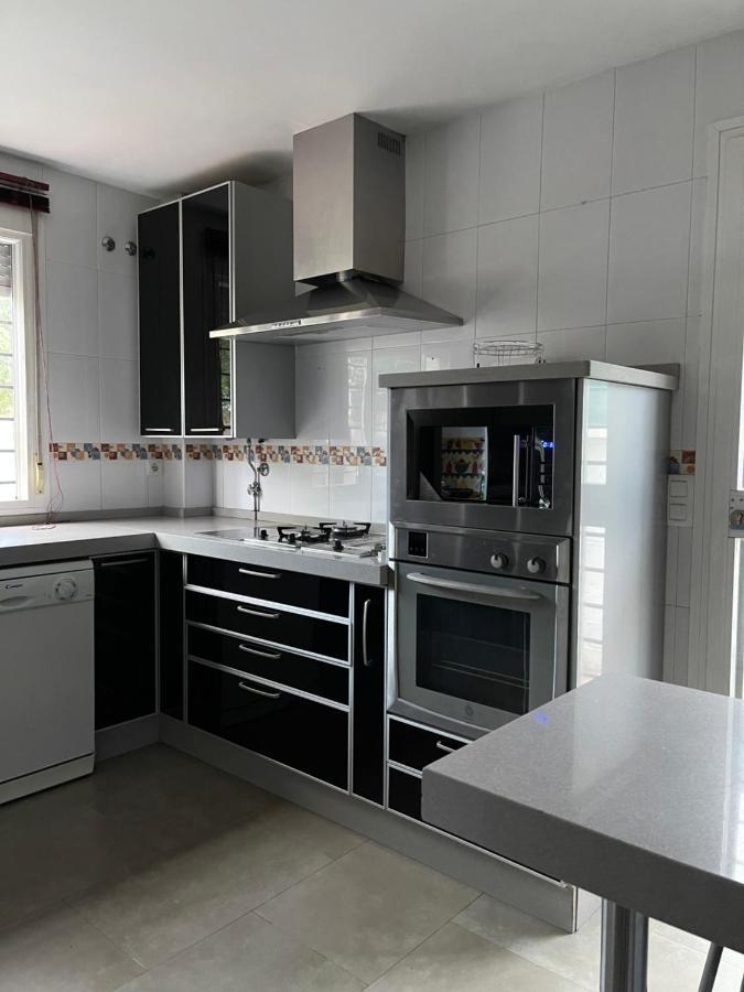 Exclusivo Chalet Sevilla. ¡Jardin & Cocina! Alcala de Guadaira Exterior photo